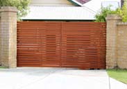 Wood-look Aluminium Fencing in Perth, WA